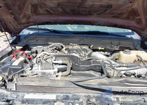 2015 Ford F-250 Lariat z USA, uszkodzony, nr VIN 1FT7W2BT4FEB04440